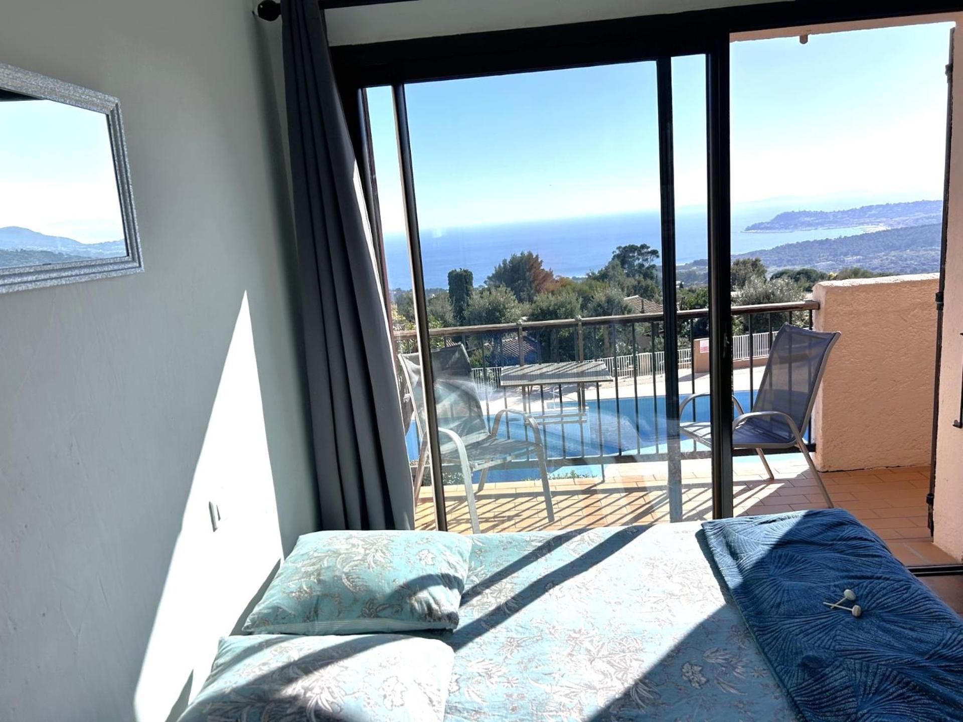 Studio Pool House Mdt 2 Etoiles Vue Mer Panoramique Amazing Sea View Wifi Linge Linen Inclut Aircondition La Croix-Valmer Exterior foto